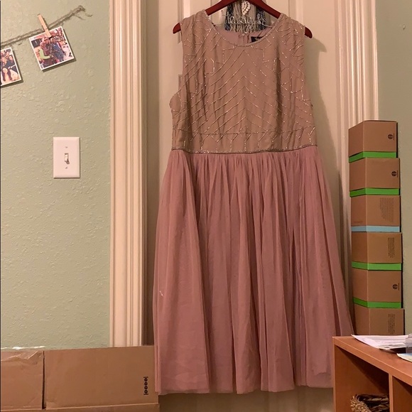 Blush cocktail dress from ASOS - Picture 2 of 5